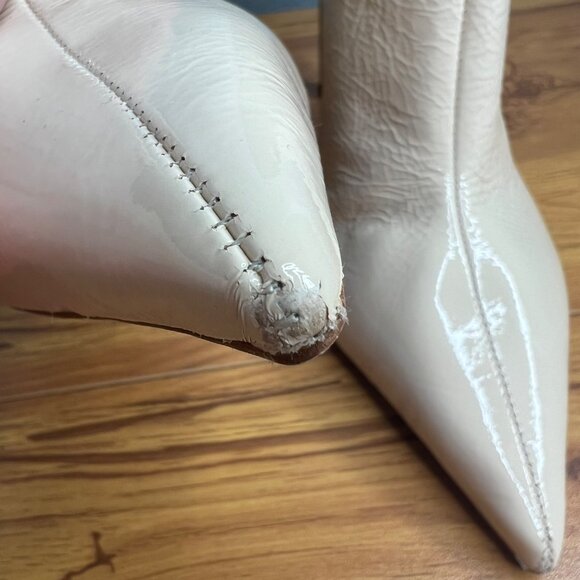 Schutz Viha Patent Leather Bootie‎ Womens 10 Pointed Toe Heel Eggshell - Picture 5 of 16